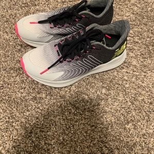 New balance shoes